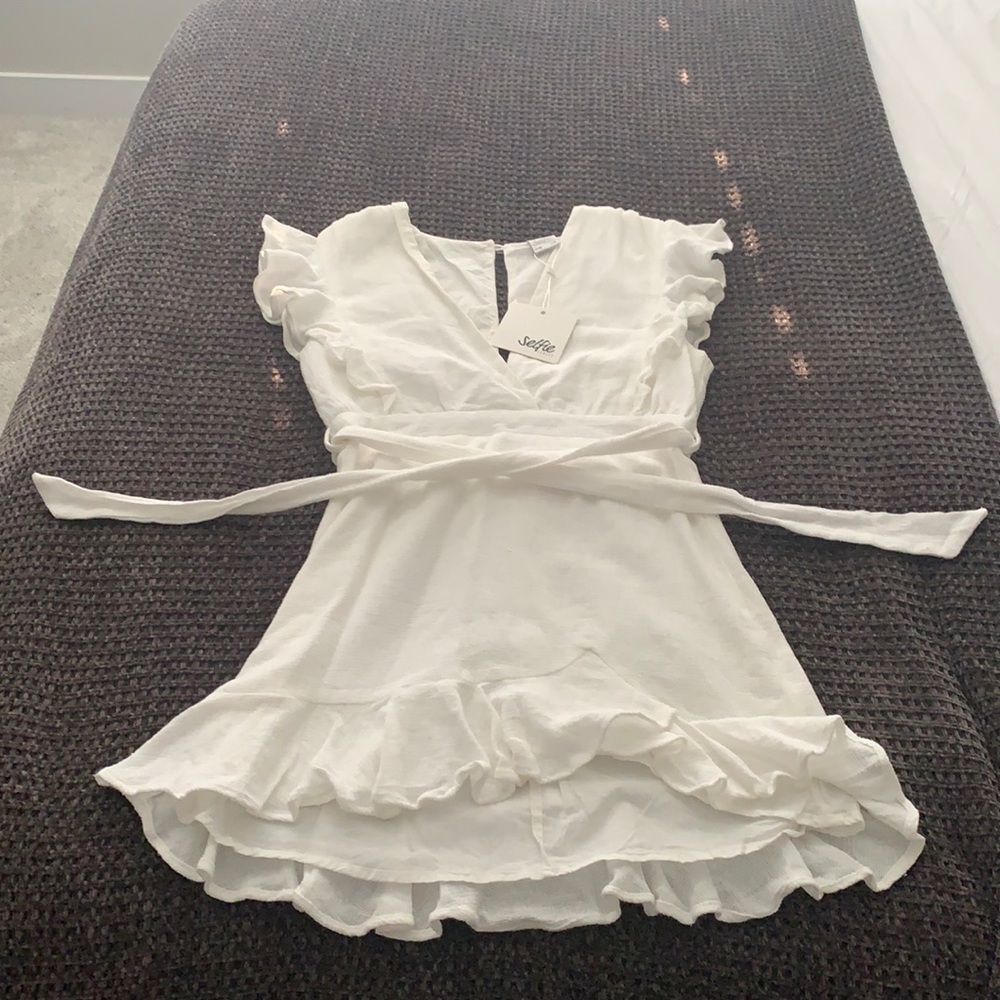 Selfie Leslie white mini dress